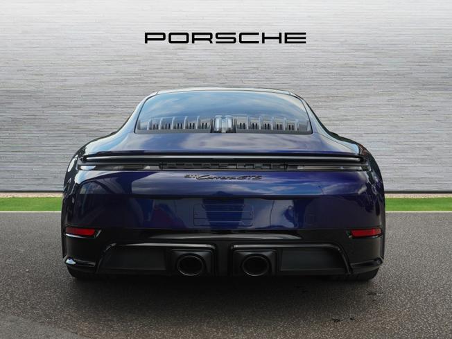 PORSCHE 911 Photo 7