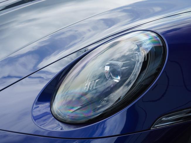 PORSCHE 911 Photo 9