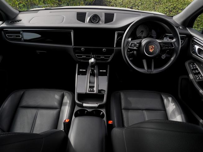 PORSCHE Macan Photo 10