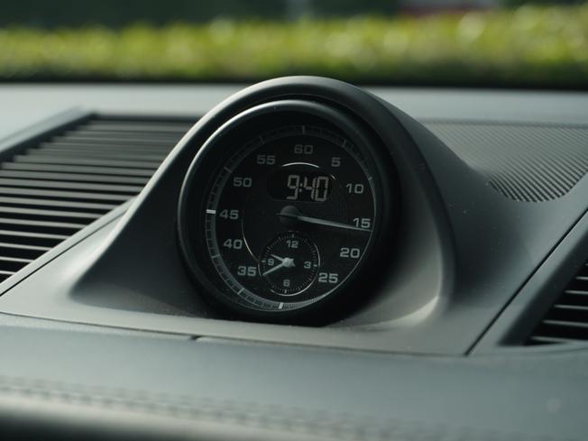 PORSCHE Macan Photo 17