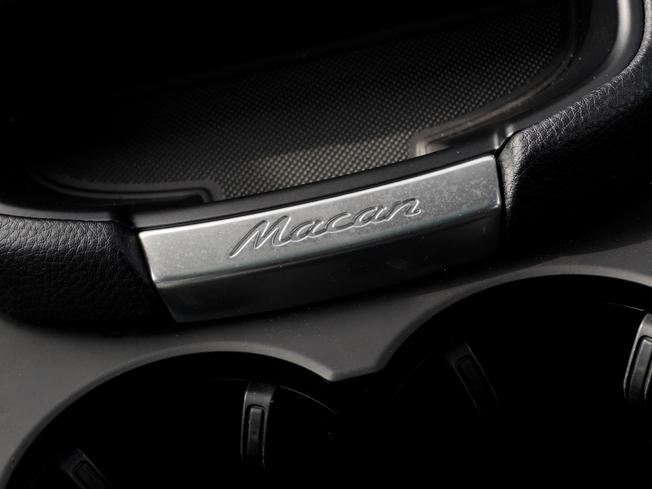 PORSCHE Macan Photo 31