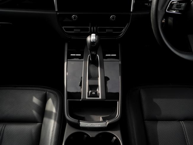 PORSCHE Macan Photo 33
