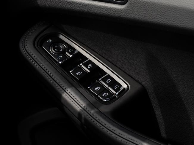 PORSCHE Macan Photo 34