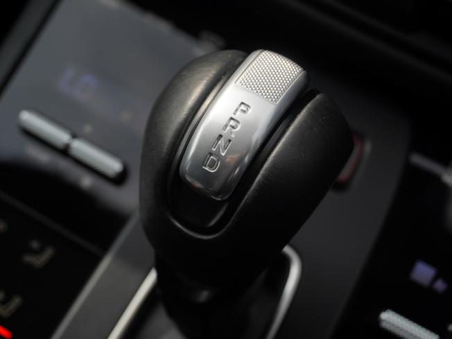 PORSCHE Macan Photo 35