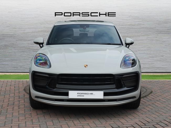 PORSCHE Macan Photo 6