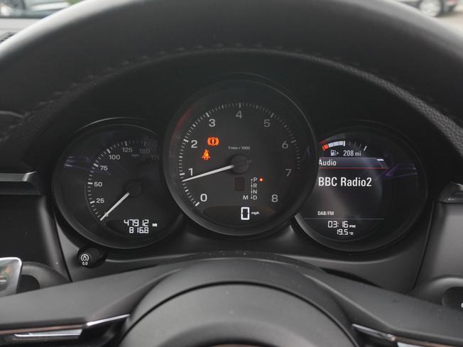 PORSCHE Macan Photo 26
