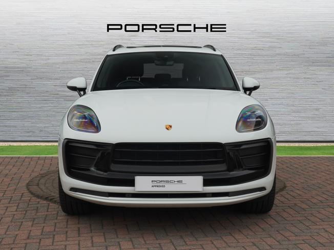 PORSCHE Macan Photo 6