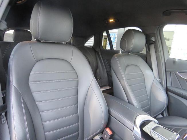 MERCEDES-BENZ EQC Photo 17
