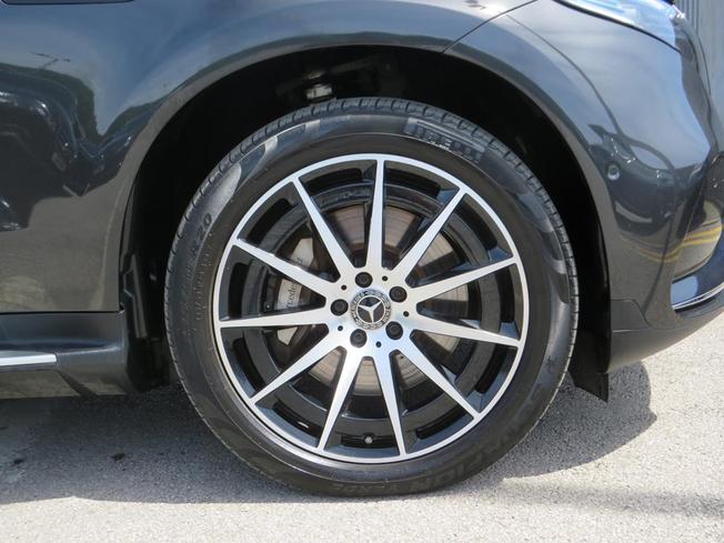MERCEDES-BENZ EQC Photo 5
