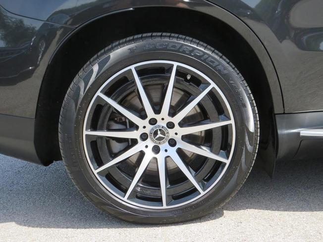 MERCEDES-BENZ EQC Photo 7