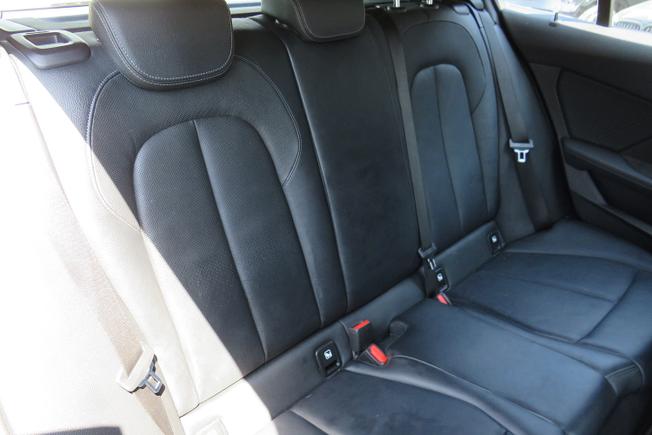 BMW 1 Series Photo 12