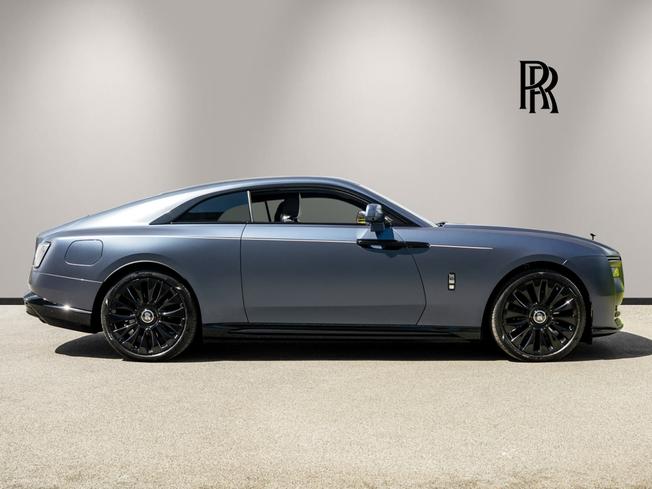 ROLLS-ROYCE Spectre Photo 29