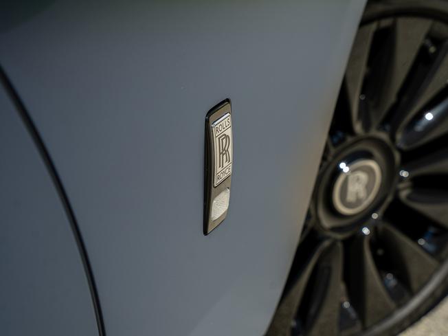 ROLLS-ROYCE Spectre Photo 31