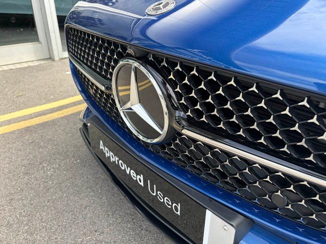 MERCEDES-BENZ CLA Class Photo 12