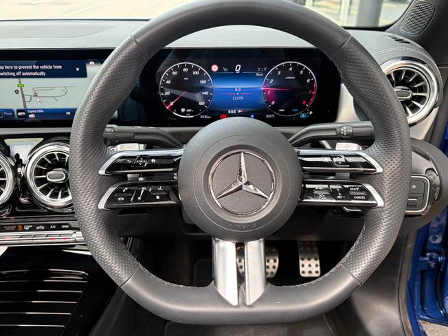 MERCEDES-BENZ CLA Class Photo 20