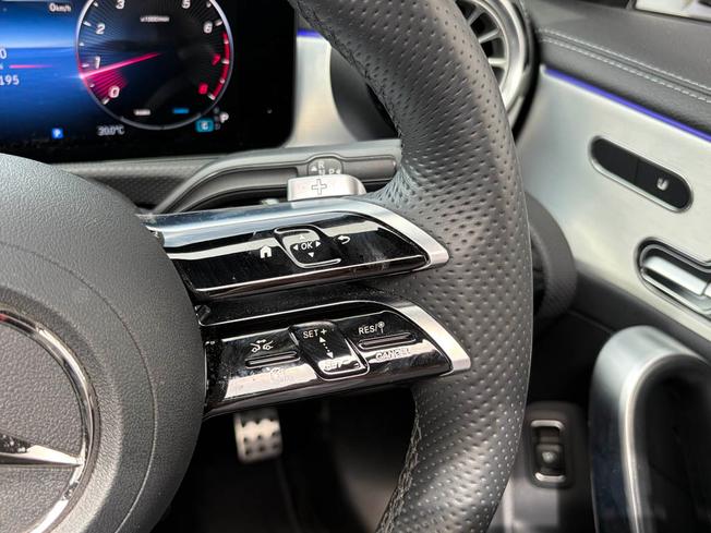 MERCEDES-BENZ CLA Class Photo 28