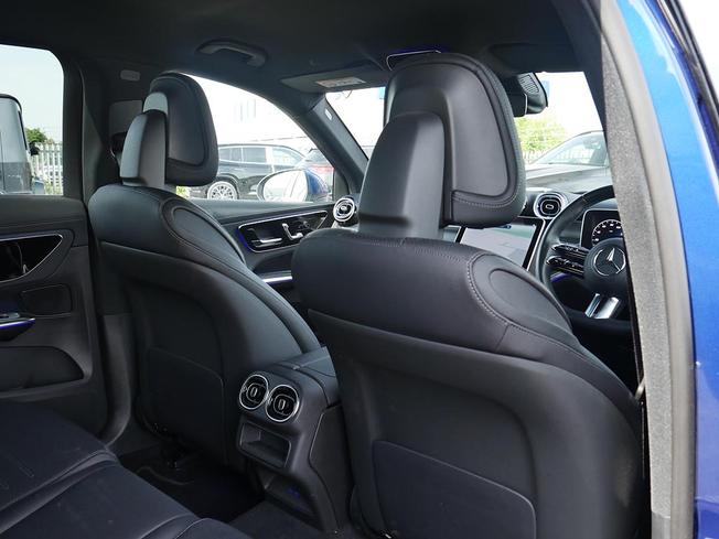 MERCEDES-BENZ Glc Photo 37