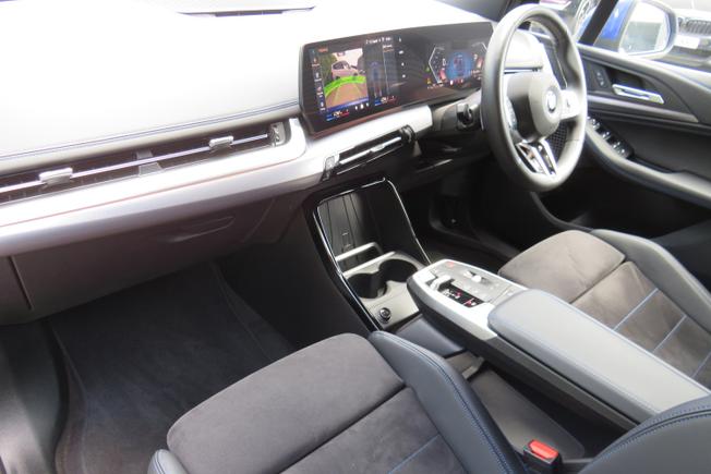 BMW 2 Series Active Tourer Photo 16