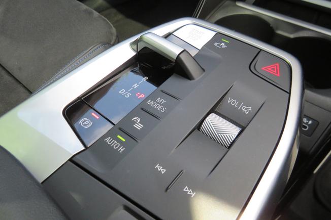 BMW 2 Series Active Tourer Photo 28