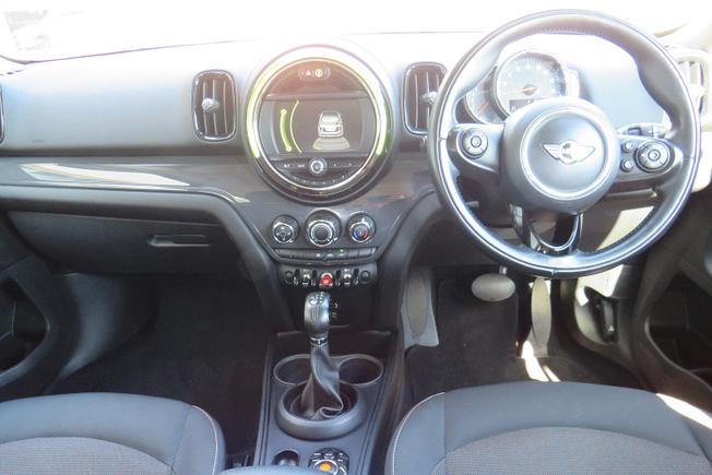 MINI Countryman Photo 11