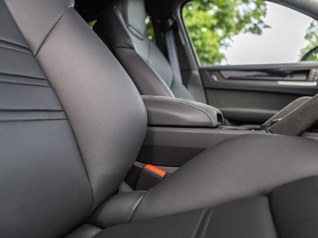 PORSCHE Cayenne Photo 12