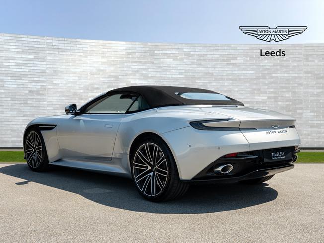 ASTON MARTIN Db12 Photo 33