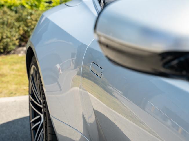 ASTON MARTIN Db12 Photo 36