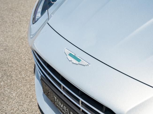 ASTON MARTIN Db12 Photo 37