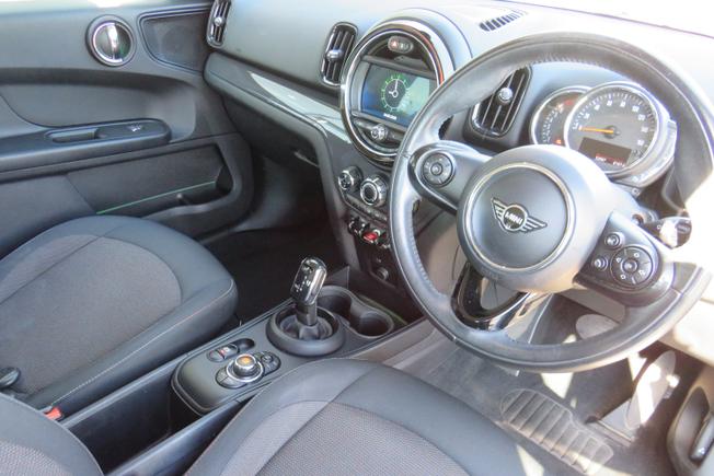 MINI Countryman Photo 17