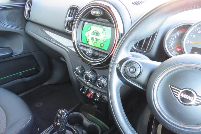 MINI Countryman Photo 32