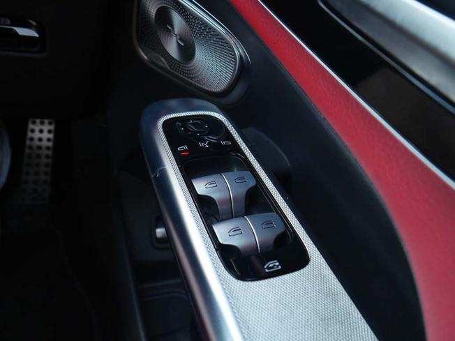 MERCEDES-BENZ Glc Photo 16