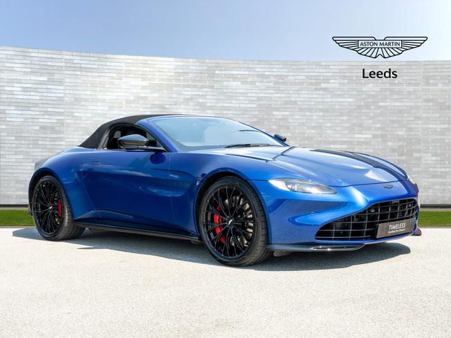 ASTON MARTIN Vantage Photo 25