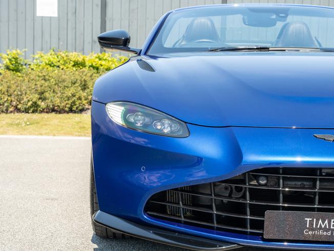 ASTON MARTIN Vantage Photo 40