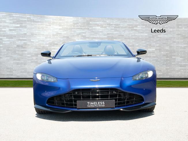 ASTON MARTIN Vantage Photo 7