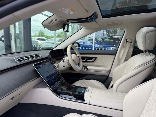 MERCEDES-BENZ S Class Photo 3