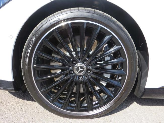 MERCEDES-BENZ Eqe Photo 13