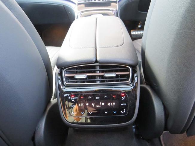 MERCEDES-BENZ Eqe Photo 16