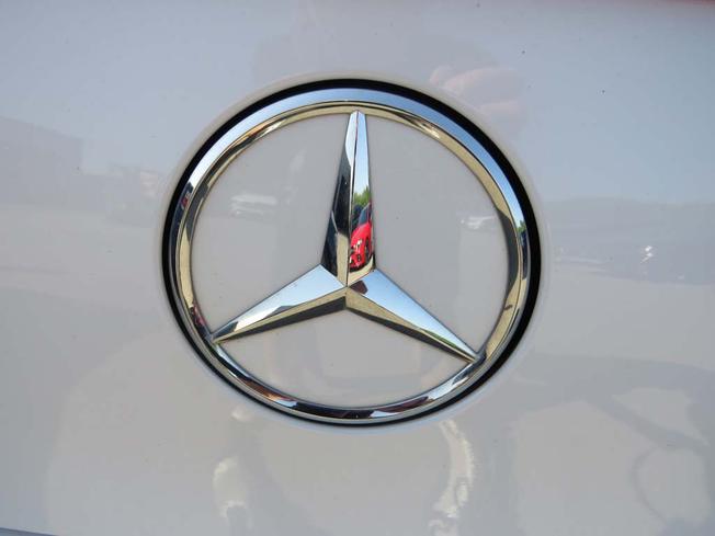 MERCEDES-BENZ Eqe Photo 22