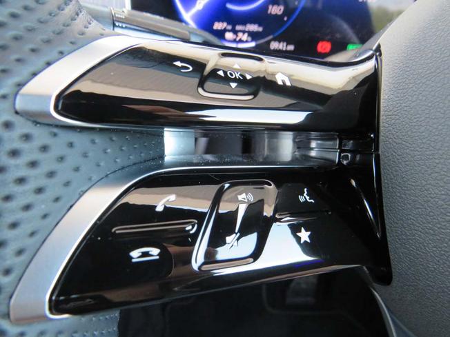 MERCEDES-BENZ Eqe Photo 35