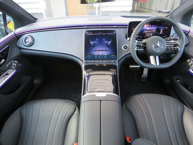 MERCEDES-BENZ Eqe Photo 5