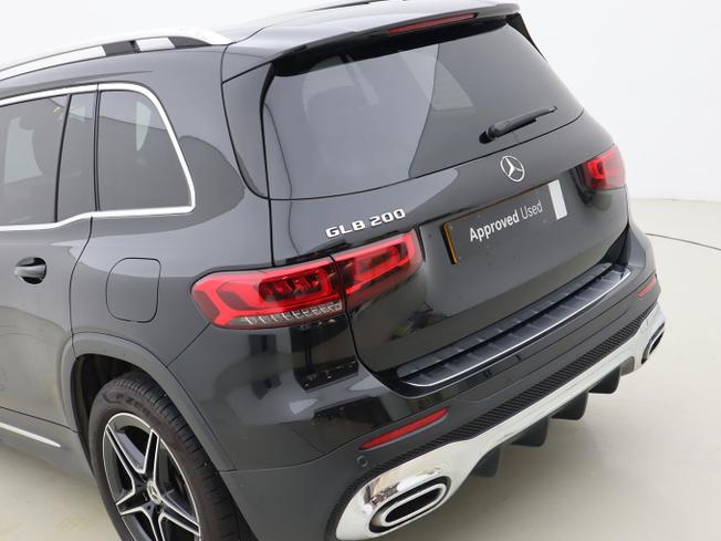 MERCEDES-BENZ GLB Photo 22