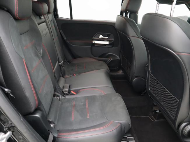 MERCEDES-BENZ GLB Photo 25