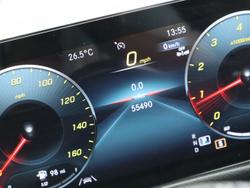 MERCEDES-BENZ GLB Photo 4