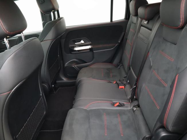 MERCEDES-BENZ GLB Photo 7