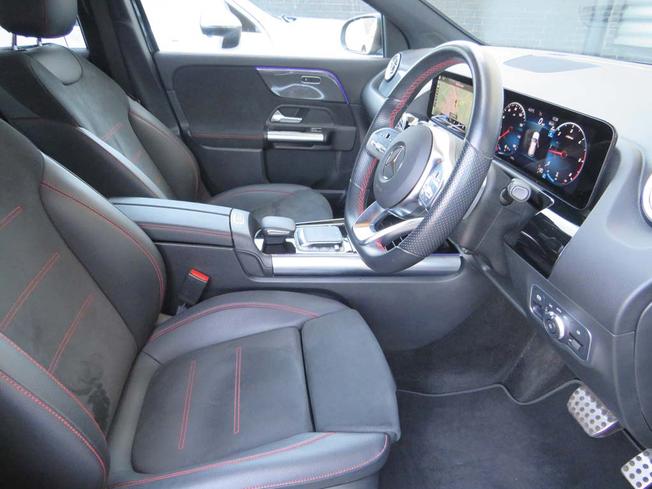 MERCEDES-BENZ Gla Photo 28