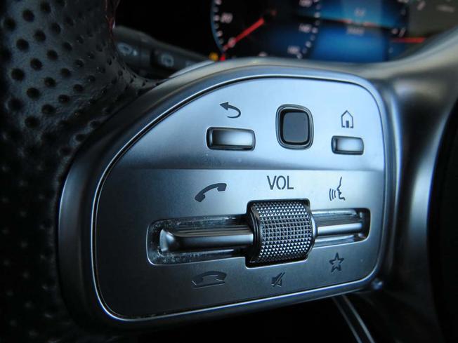 MERCEDES-BENZ Gla Photo 33