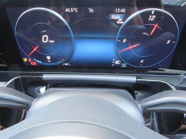 MERCEDES-BENZ Gla Photo 41
