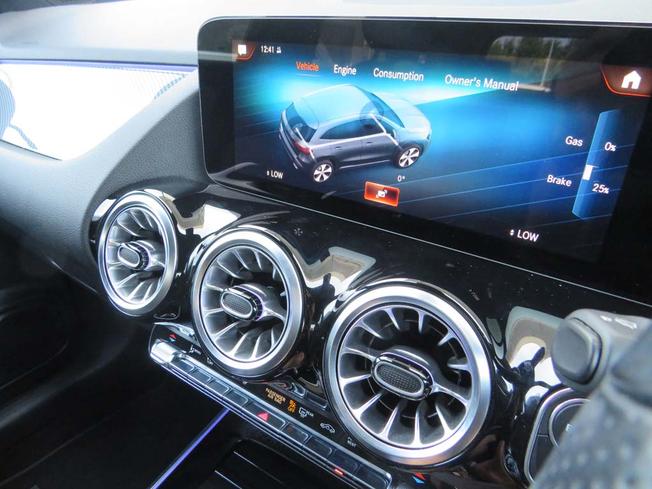 MERCEDES-BENZ Gla Photo 47