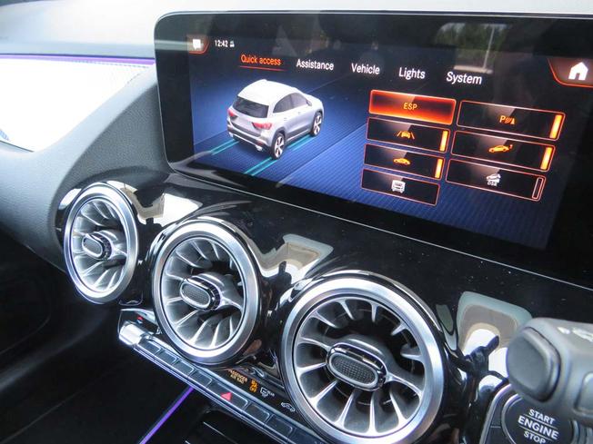 MERCEDES-BENZ Gla Photo 49