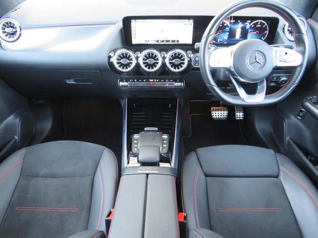 MERCEDES-BENZ Gla Photo 5